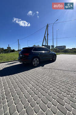 Внедорожник / Кроссовер Audi SQ5 2014 в 