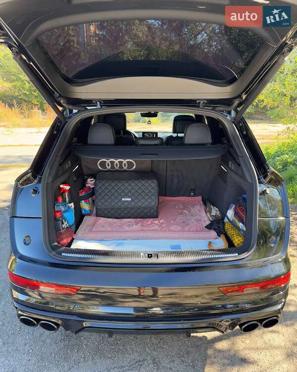 Позашляховик / Кросовер Audi SQ5 2019 в Кременчуці фото 84 Позашляховик / Кросовер Audi SQ5 2019 в Кременчуці