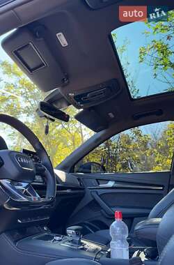 Внедорожник / Кроссовер Audi SQ5 2019 в 