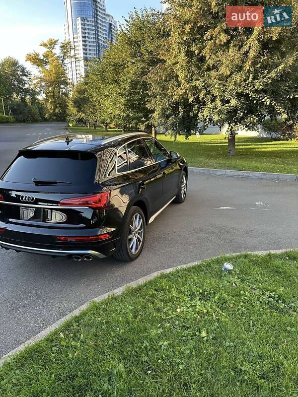 Внедорожник / Кроссовер Audi SQ5 2022 в Киеве