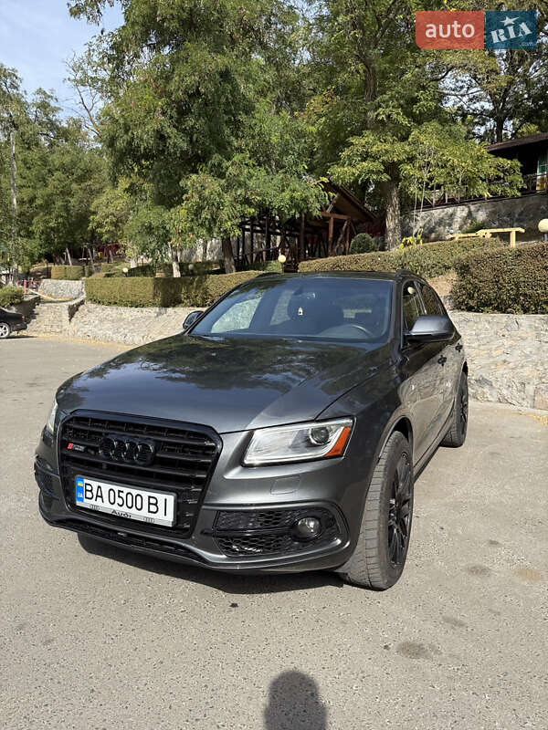 Внедорожник / Кроссовер Audi SQ5 2016 в Кропивницком