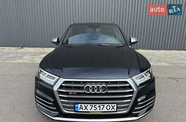 Внедорожник / Кроссовер Audi SQ5 2017 в 