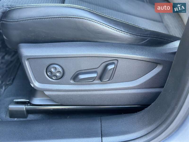 Внедорожник / Кроссовер Audi SQ5 2022 в Львове