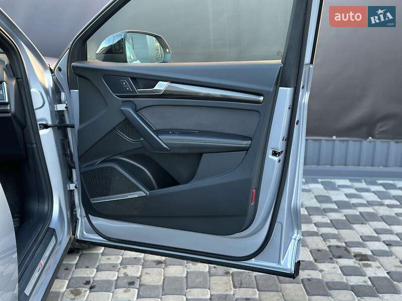 Внедорожник / Кроссовер Audi SQ5 2022 в Львове