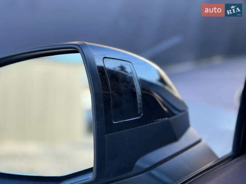 Внедорожник / Кроссовер Audi SQ5 2022 в Львове