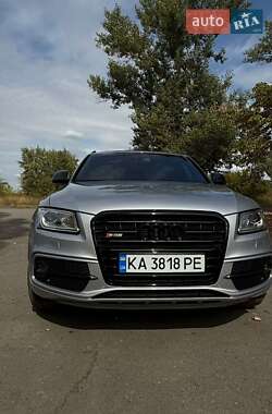 Внедорожник / Кроссовер Audi SQ5 2016 в 