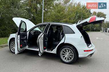 Внедорожник / Кроссовер Audi SQ5 2015 в 