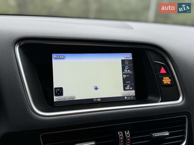 Внедорожник / Кроссовер Audi SQ5 2015 в Киеве