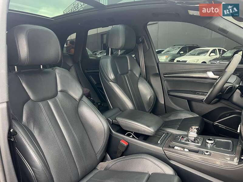 Внедорожник / Кроссовер Audi SQ5 2017 в Львове