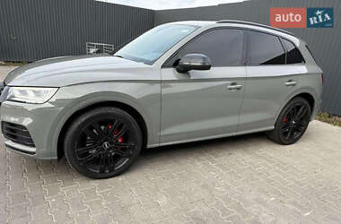 Внедорожник / Кроссовер Audi SQ5 2019 в 