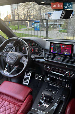 Внедорожник / Кроссовер Audi SQ5 2019 в 