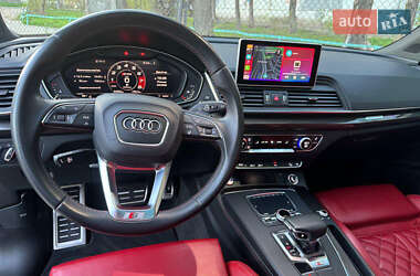 Внедорожник / Кроссовер Audi SQ5 2019 в 