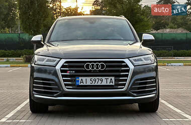 Внедорожник / Кроссовер Audi SQ5 2017 в 