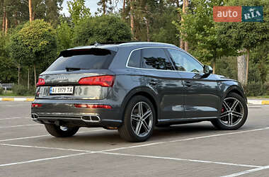 Внедорожник / Кроссовер Audi SQ5 2017 в 