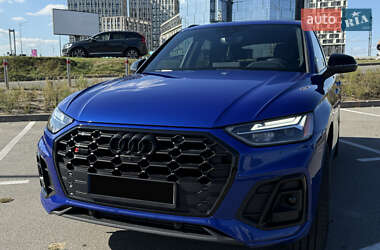 Внедорожник / Кроссовер Audi SQ5 2021 в 