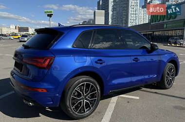 Внедорожник / Кроссовер Audi SQ5 2021 в 