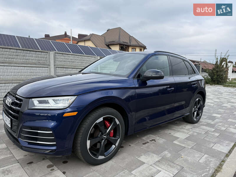 Позашляховик / Кросовер Audi SQ5 2019 в Києві