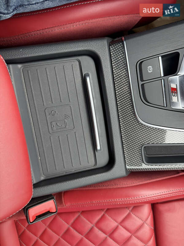 Позашляховик / Кросовер Audi SQ5 2019 в Києві