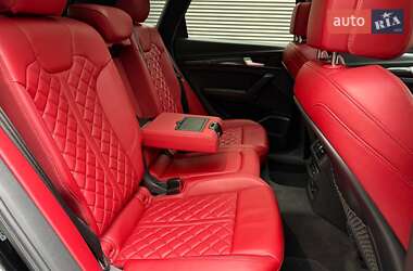 Внедорожник / Кроссовер Audi SQ5 2020 в 