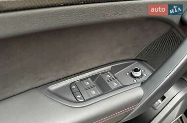 Внедорожник / Кроссовер Audi SQ5 2020 в 