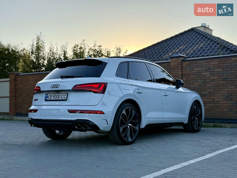 Внедорожник / Кроссовер Audi SQ5 2023 в Виннице