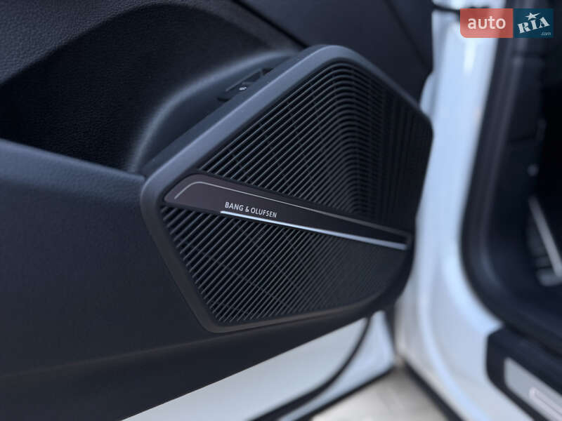 Внедорожник / Кроссовер Audi SQ5 2023 в Виннице