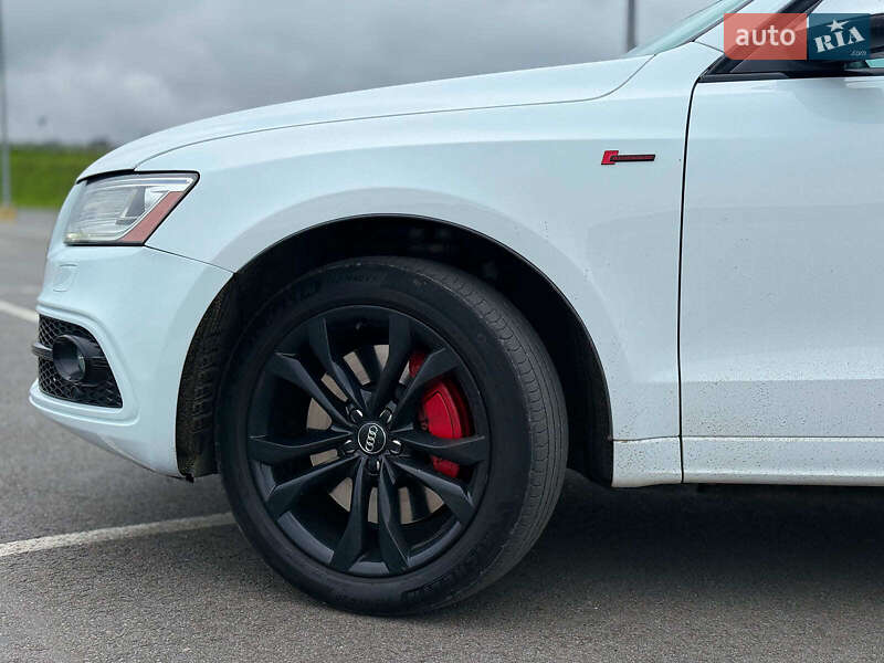 Позашляховик / Кросовер Audi SQ5 2014 в Львові