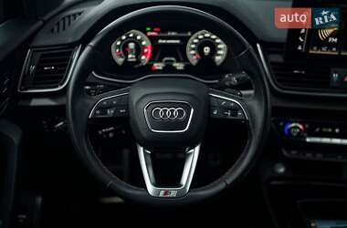 Внедорожник / Кроссовер Audi SQ5 2021 в 