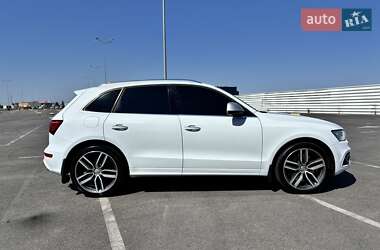 Внедорожник / Кроссовер Audi SQ5 2014 в 