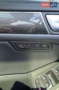 Внедорожник / Кроссовер Audi SQ5 2014 в 