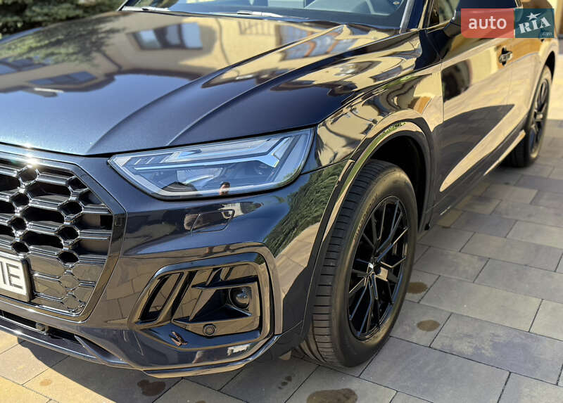 Внедорожник / Кроссовер Audi SQ5 2020 в Киеве