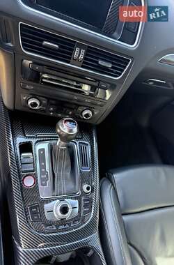 Внедорожник / Кроссовер Audi SQ5 2015 в 