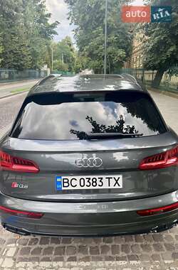 Внедорожник / Кроссовер Audi SQ5 2019 в 