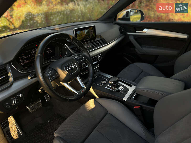 Позашляховик / Кросовер Audi SQ5 2017 в Львові фото 30 Позашляховик / Кросовер Audi SQ5 2017 в Львові