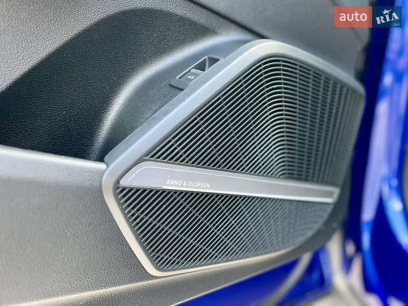 Внедорожник / Кроссовер Audi SQ5 2021 в Киеве