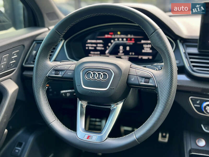 Внедорожник / Кроссовер Audi SQ5 2021 в Киеве