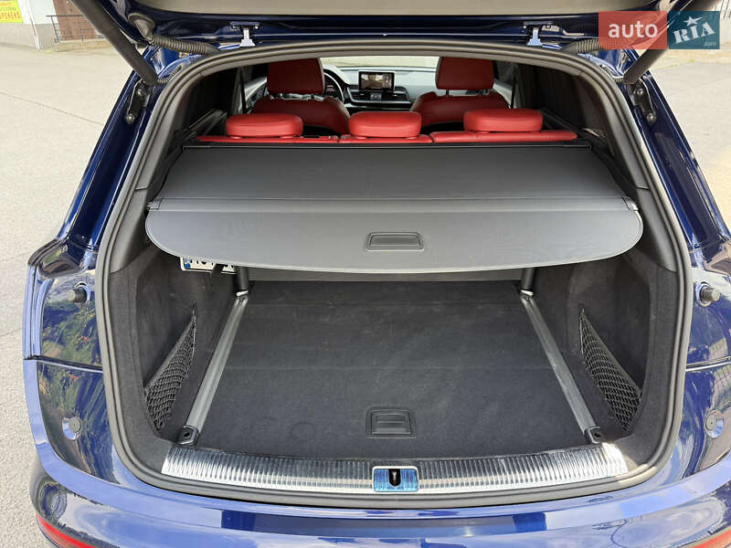 Позашляховик / Кросовер Audi SQ5 2020 в Києві фото 16 Позашляховик / Кросовер Audi SQ5 2020 в Києві