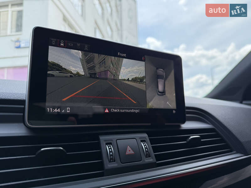 Позашляховик / Кросовер Audi SQ5 2020 в Києві фото 45 Позашляховик / Кросовер Audi SQ5 2020 в Києві