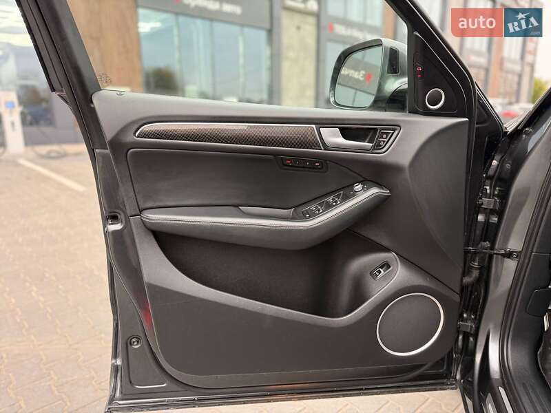 Позашляховик / Кросовер Audi SQ5 2015 в Києві фото 16 Позашляховик / Кросовер Audi SQ5 2015 в Києві