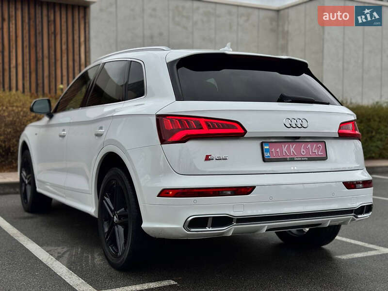Позашляховик / Кросовер Audi SQ5 2018 в Києві фото 12 Позашляховик / Кросовер Audi SQ5 2018 в Києві