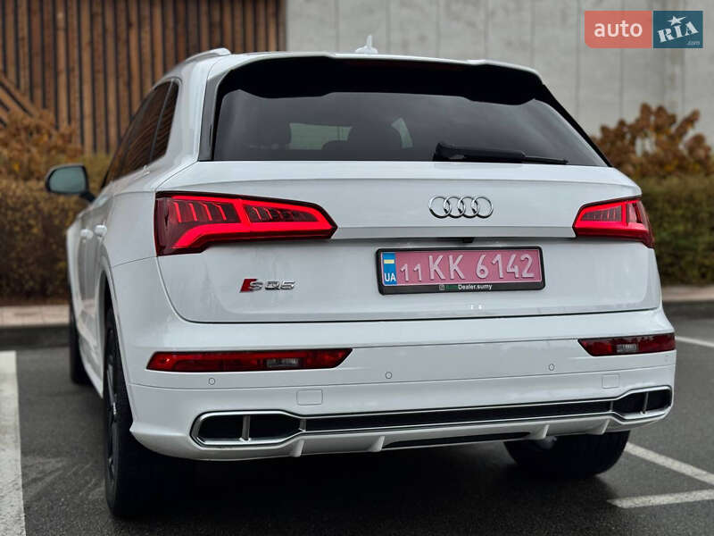 Позашляховик / Кросовер Audi SQ5 2018 в Києві фото 14 Позашляховик / Кросовер Audi SQ5 2018 в Києві
