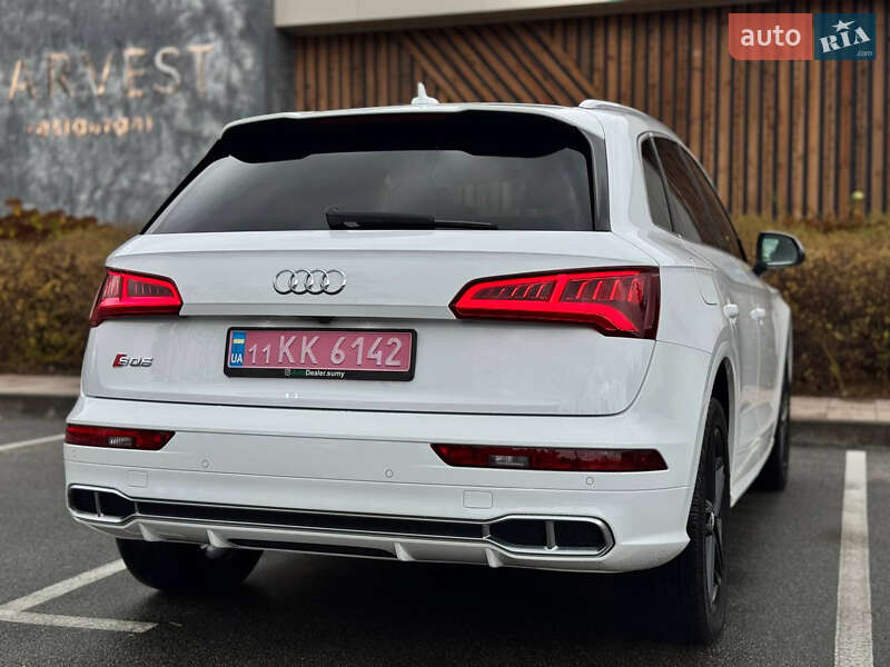 Позашляховик / Кросовер Audi SQ5 2018 в Києві фото 17 Позашляховик / Кросовер Audi SQ5 2018 в Києві