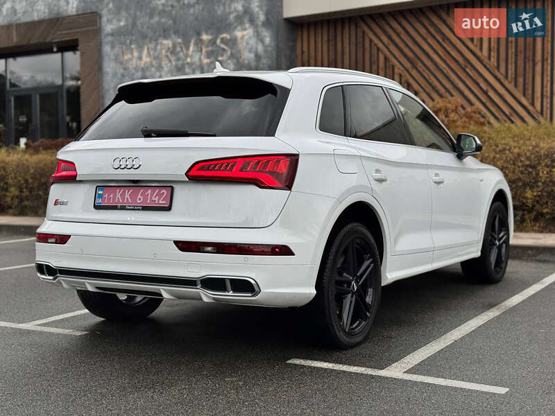 Позашляховик / Кросовер Audi SQ5 2018 в Києві фото 19 Позашляховик / Кросовер Audi SQ5 2018 в Києві