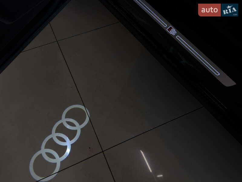 Позашляховик / Кросовер Audi SQ5 2019 в Миколаєві фото 23 Позашляховик / Кросовер Audi SQ5 2019 в Миколаєві