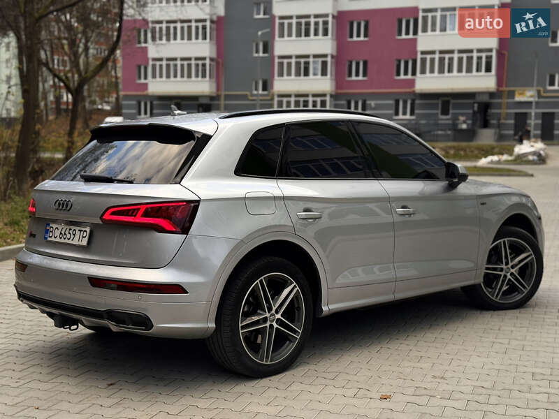 Позашляховик / Кросовер Audi SQ5 2017 в Львові фото 7 Позашляховик / Кросовер Audi SQ5 2017 в Львові