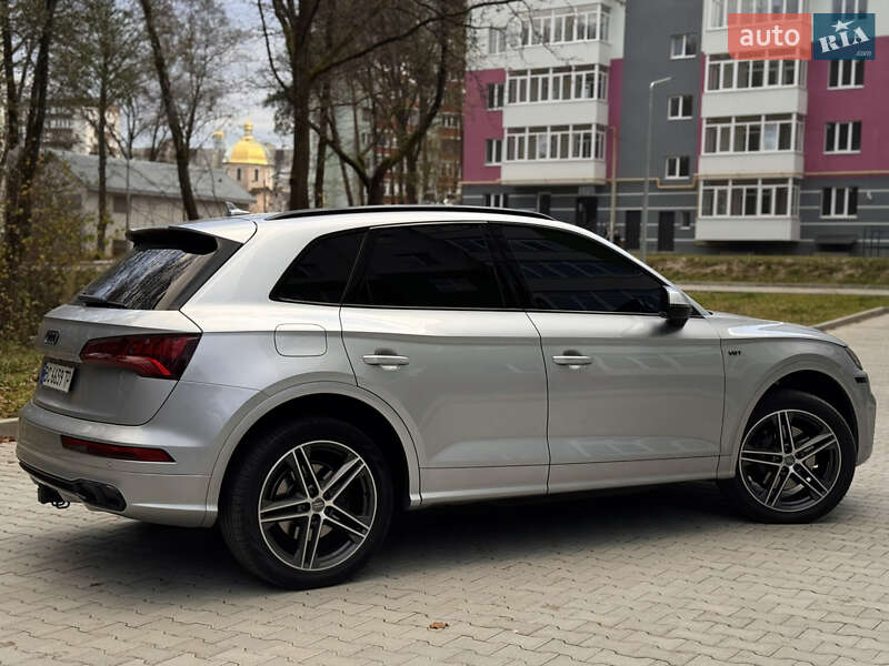 Позашляховик / Кросовер Audi SQ5 2017 в Львові фото 6 Позашляховик / Кросовер Audi SQ5 2017 в Львові