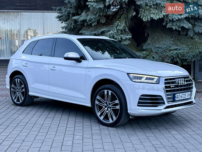 Внедорожник / Кроссовер Audi SQ5 2017 в Тернополе