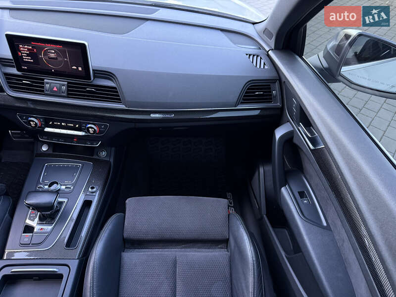 Внедорожник / Кроссовер Audi SQ5 2017 в Тернополе