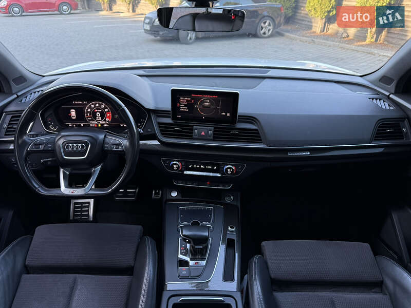 Внедорожник / Кроссовер Audi SQ5 2017 в Тернополе