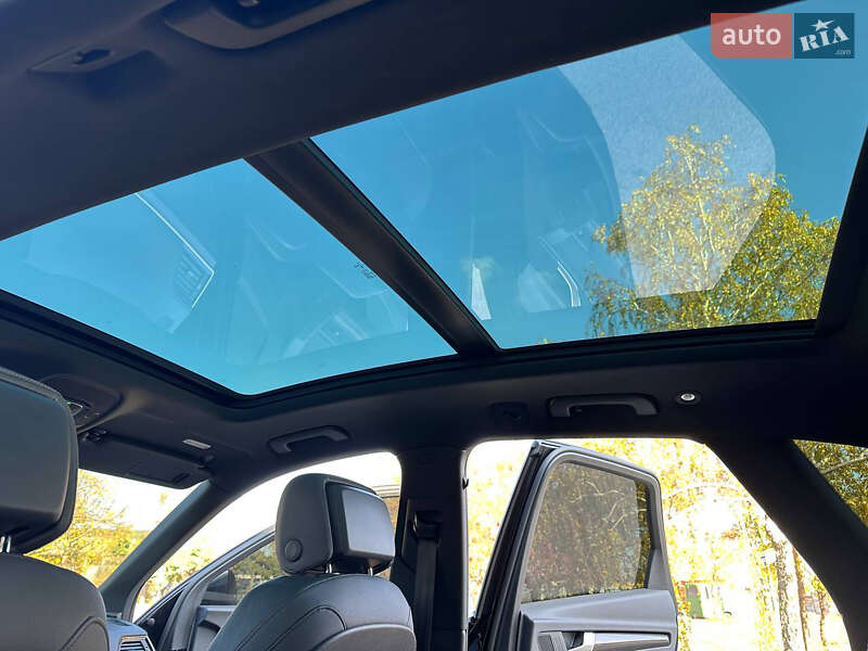 Внедорожник / Кроссовер Audi SQ5 2022 в Днепре